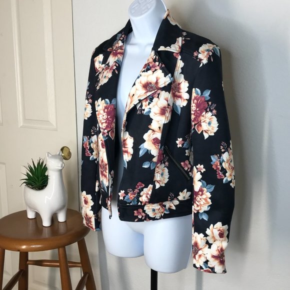 Philosophy Faux Leather Floral Jacket | Black/Floral | X-Small - Picture 2 of 15